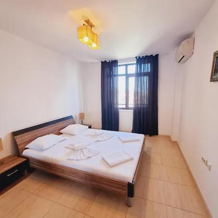 Etara 4 Complex Aparthotel 4*