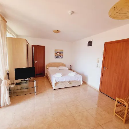 Etara 4 Complex Aparthotel 4*